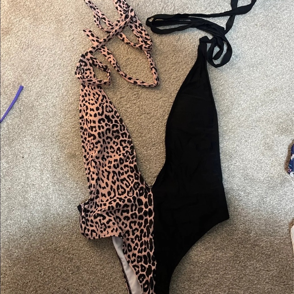 Bathing suit